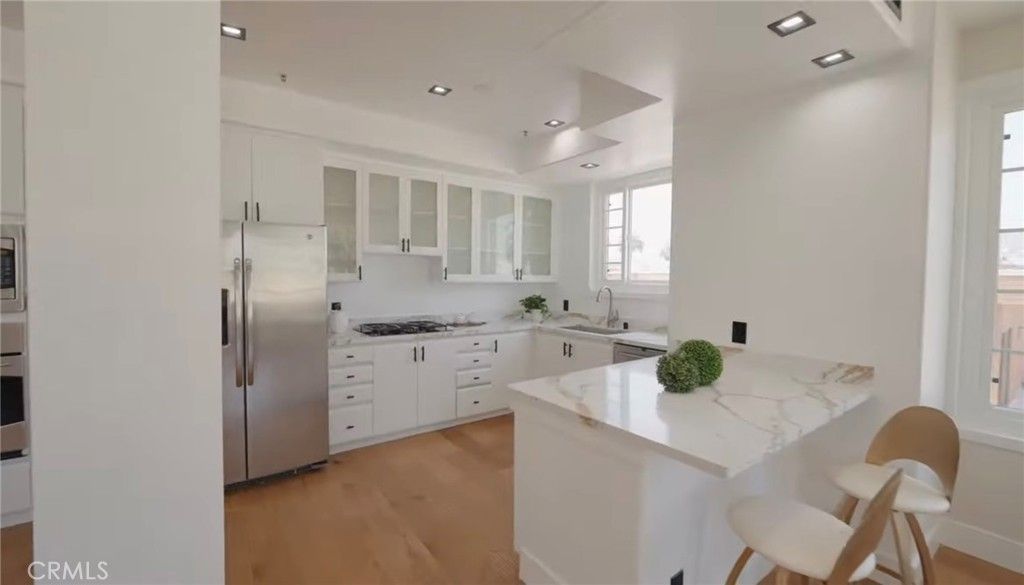 117 N Gale PH 5, Beverly Hills, CA 90211 — photo 5