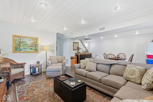 611 W Fleming Drive, Nineveh, IN 46164
