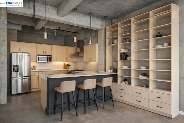 201 4Th St 408, Oakland, CA 94607