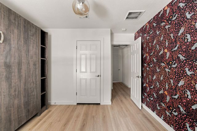 7312 Meadowood DR, Austin, TX 78723