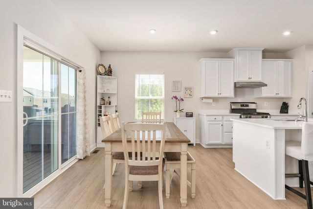 497 BRIDGEPOINT DR, Fredericksburg, VA 22405