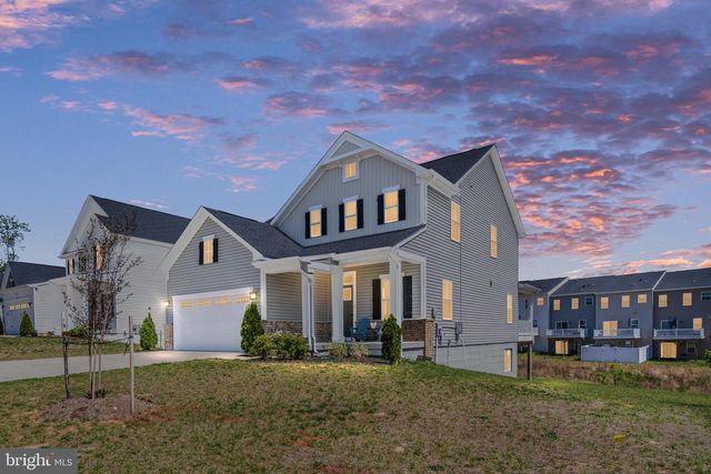 497 BRIDGEPOINT DR, Fredericksburg, VA 22405