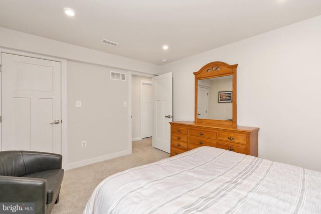 497 BRIDGEPOINT DR, Fredericksburg, VA 22405