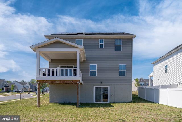 497 BRIDGEPOINT DR, Fredericksburg, VA 22405