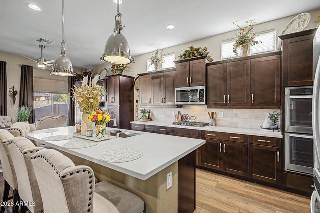 17913 W REDWOOD Lane, Goodyear, AZ 85338