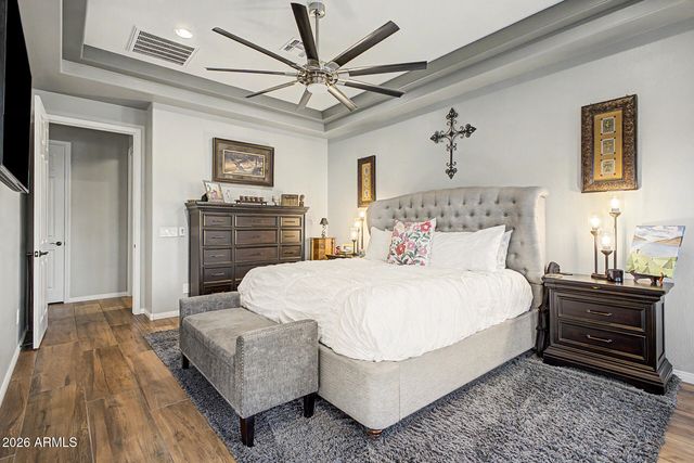 17913 W REDWOOD Lane, Goodyear, AZ 85338