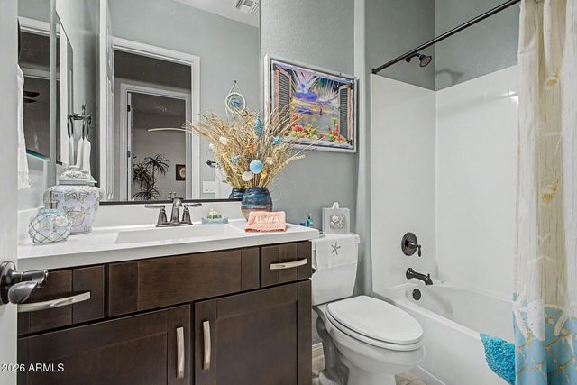 17913 W REDWOOD Lane, Goodyear, AZ 85338