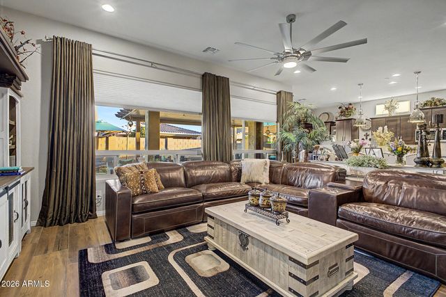 17913 W REDWOOD Lane, Goodyear, AZ 85338