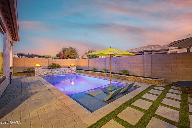 17913 W REDWOOD Lane, Goodyear, AZ 85338