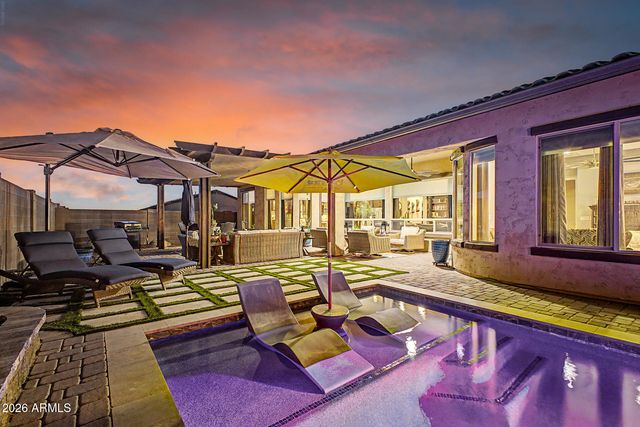 17913 W REDWOOD Lane, Goodyear, AZ 85338