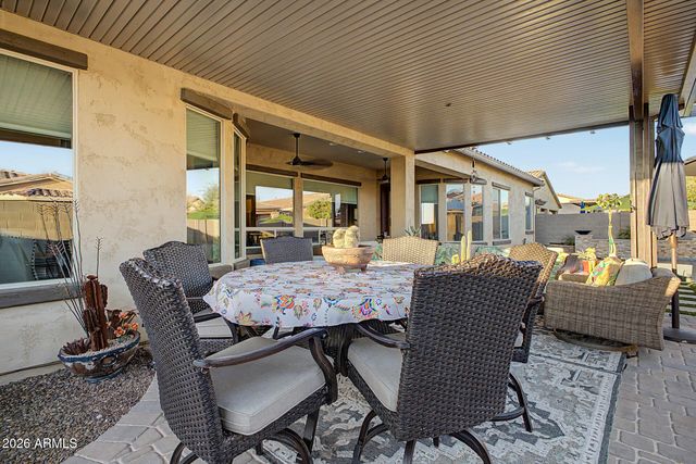 17913 W REDWOOD Lane, Goodyear, AZ 85338
