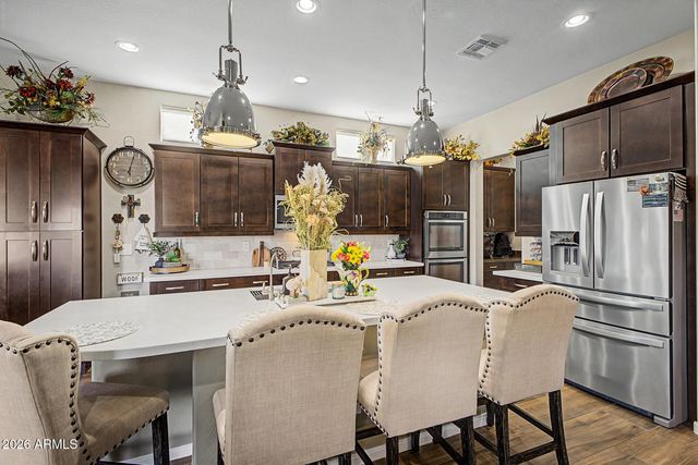 17913 W REDWOOD Lane, Goodyear, AZ 85338