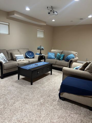 7324 W Braemar Lane, Frankfort, IL 60423