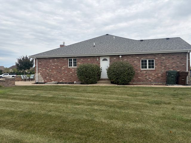 7324 W Braemar Lane, Frankfort, IL 60423