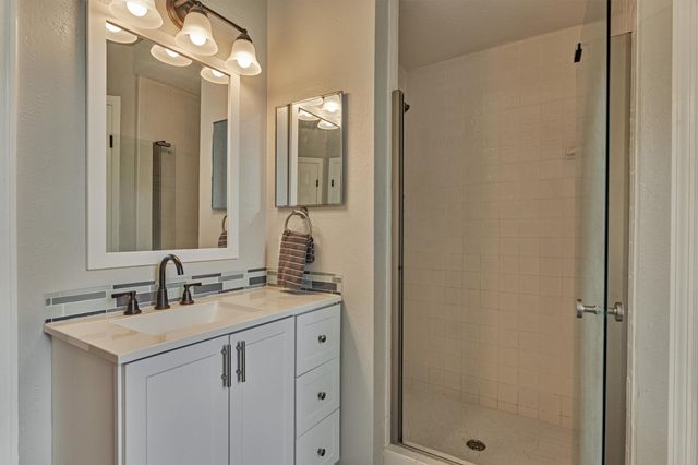 19 Greentwig Place, Spring, TX 77381