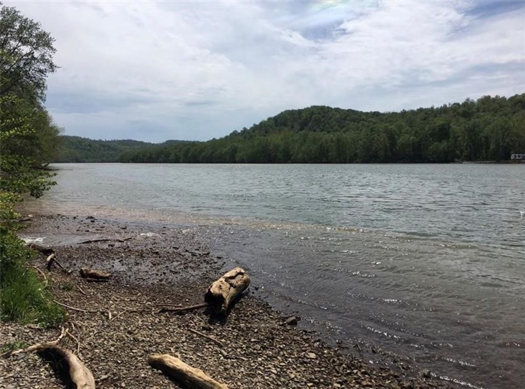 SR112 NR PALMER RD, Luzerne Twp, PA 15417