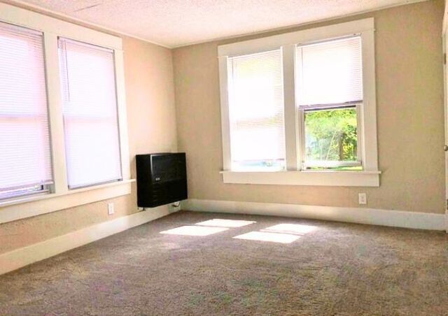 1538 S Main St, Wichita, KS 67213