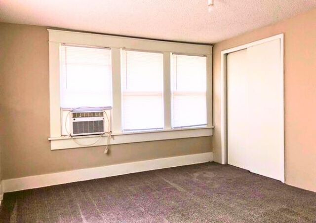 1538 S Main St, Wichita, KS 67213