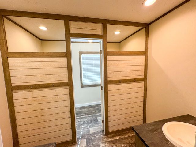 719 Ulmer Lake Drive, Walterboro, SC 29488