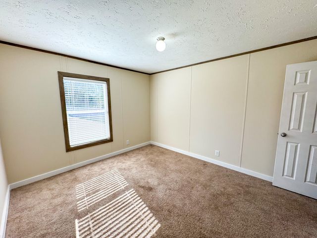 719 Ulmer Lake Drive, Walterboro, SC 29488