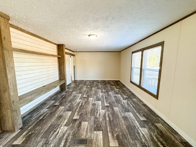 719 Ulmer Lake Drive, Walterboro, SC 29488