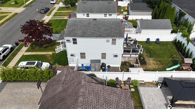 3038 Lowell Avenue, Wantagh, NY 11793