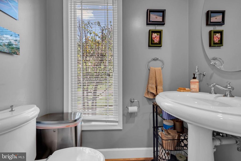 Image 25 of property listing at 12602 TARTAN LN, Fort Washington, MD 20744