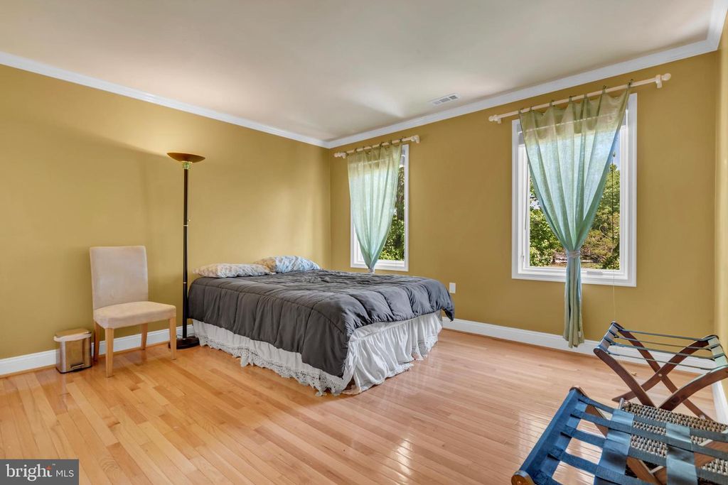 Image 28 of property listing at 12602 TARTAN LN, Fort Washington, MD 20744