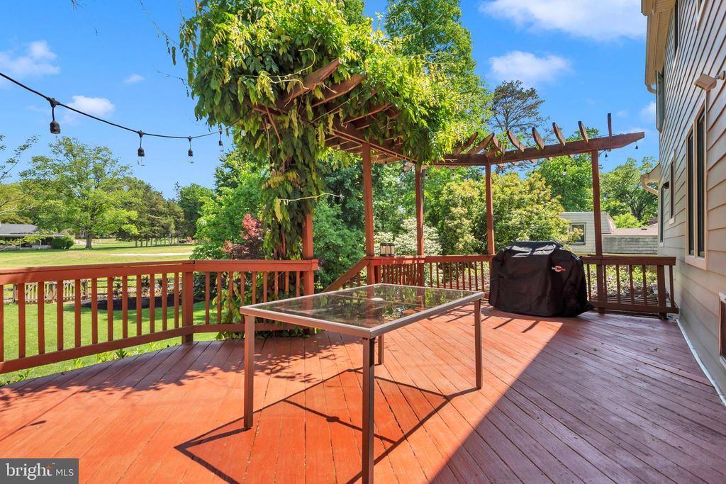 Image 53 of property listing at 12602 TARTAN LN, Fort Washington, MD 20744