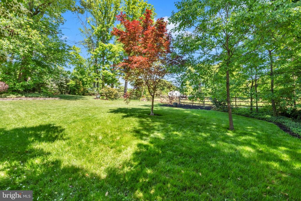 Image 65 of property listing at 12602 TARTAN LN, Fort Washington, MD 20744