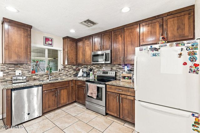 107 S MATLOCK Street, Mesa, AZ 85204
