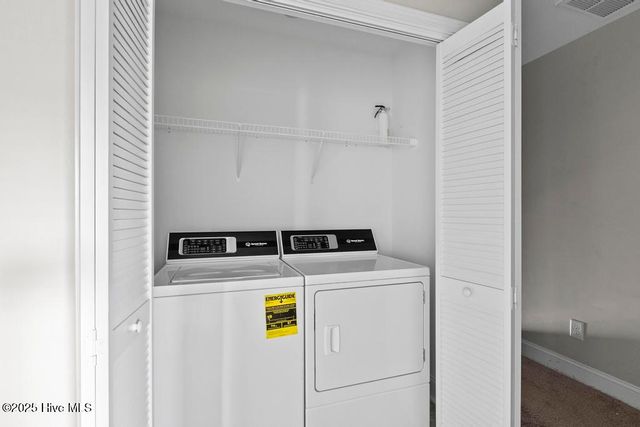 310 S Stingray Lane, Sneads Ferry, NC 28460