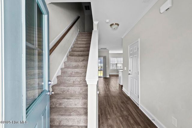 310 S Stingray Lane, Sneads Ferry, NC 28460