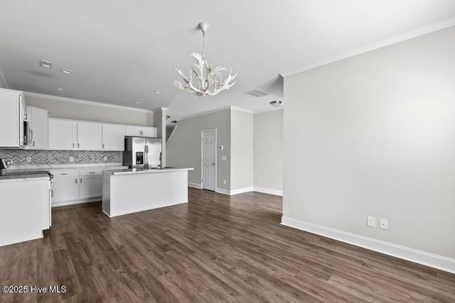 310 S Stingray Lane, Sneads Ferry, NC 28460