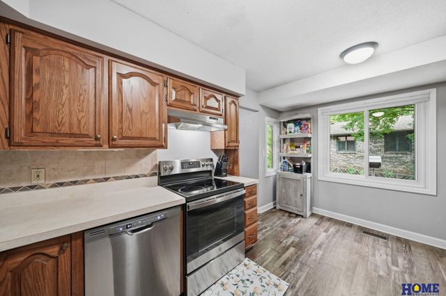 7640 South Street, Lincoln, NE 68506