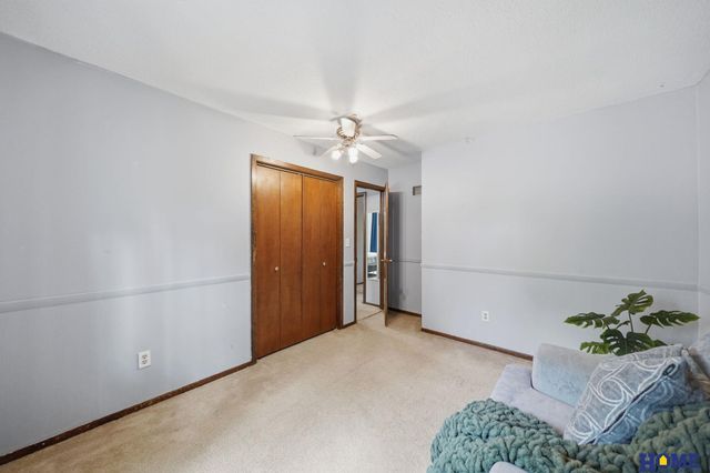 7640 South Street, Lincoln, NE 68506