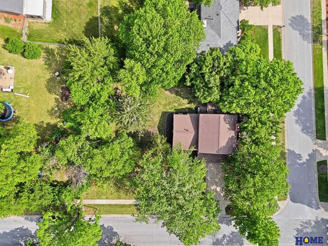 7640 South Street, Lincoln, NE 68506