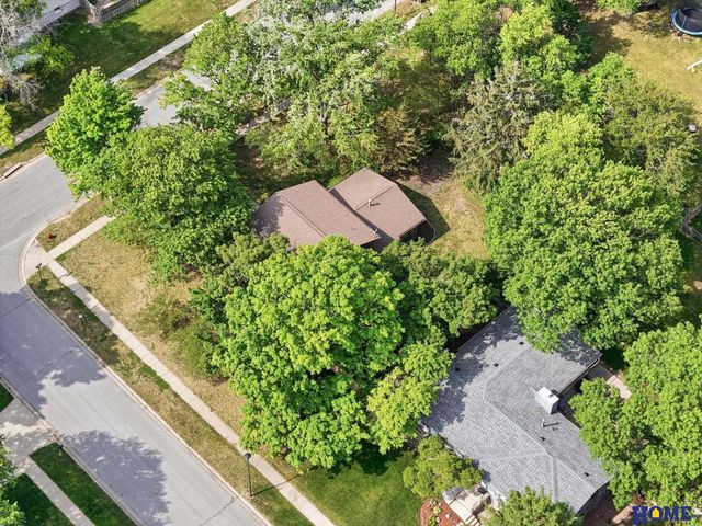7640 South Street, Lincoln, NE 68506