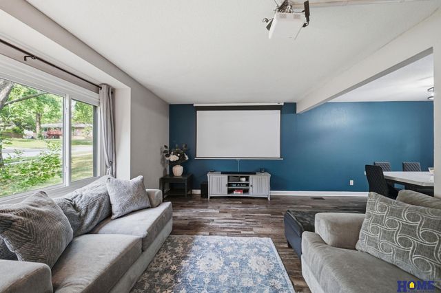 7640 South Street, Lincoln, NE 68506