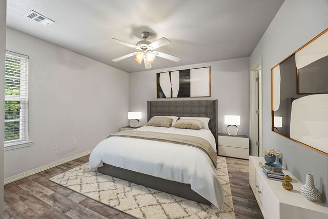 1308 S C Court, Rogers, AR 72756