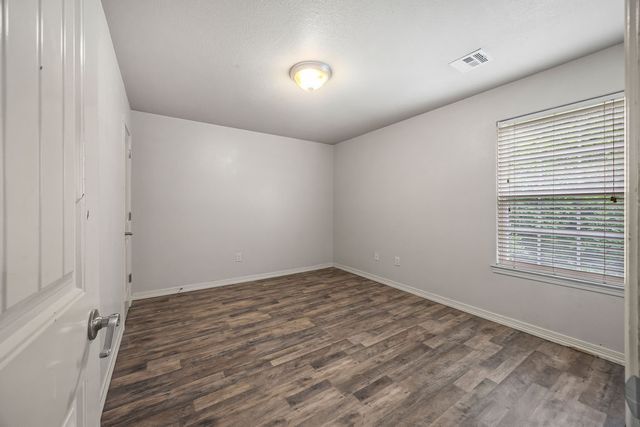 1308 S C Court, Rogers, AR 72756