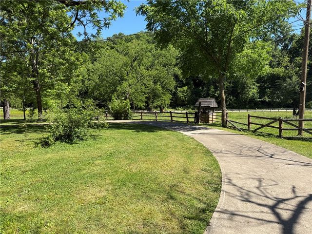 13262 NE Walnut Valley Road, Rogers, AR 72756