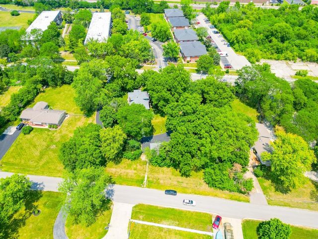 1492 W Irving Park Road, Itasca, IL 60143