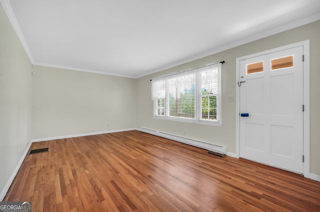 144 S 6th Street Extension, Milner, GA 30257