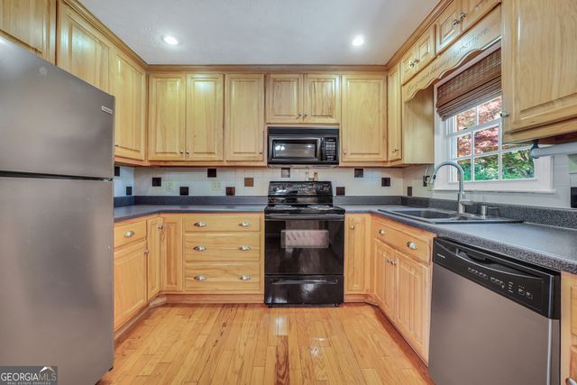 144 S 6th Street Extension, Milner, GA 30257