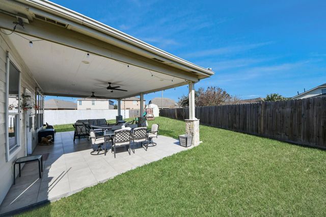 10803 Shannon Mills Lane, Houston, TX 77075