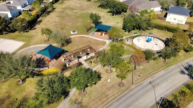 10803 Shannon Mills Lane, Houston, TX 77075