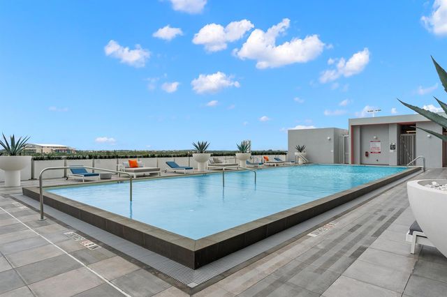 2000 Metropica Way 214, Sunrise, FL 33323