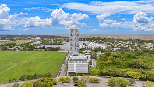 2000 Metropica Way 214, Sunrise, FL 33323