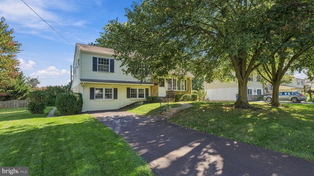 1037 PROSS RD #, LANSDALE, PA 19446 — photo 3